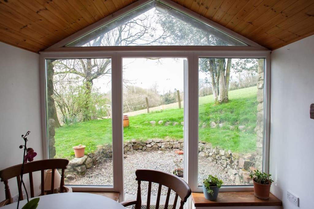 Stunning Barn Conversion On A Family Run Farm Llanfynydd Buitenkant foto